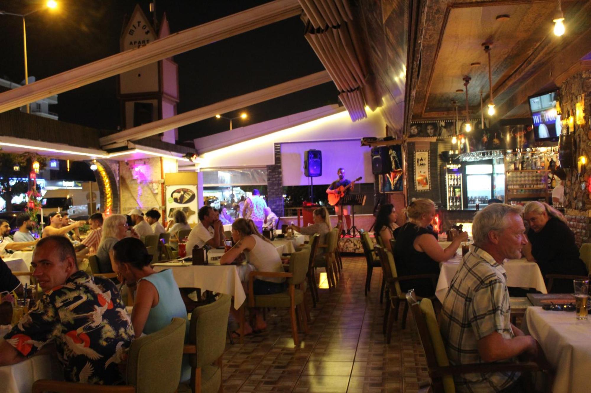 Mitos Hotel apartamentowy