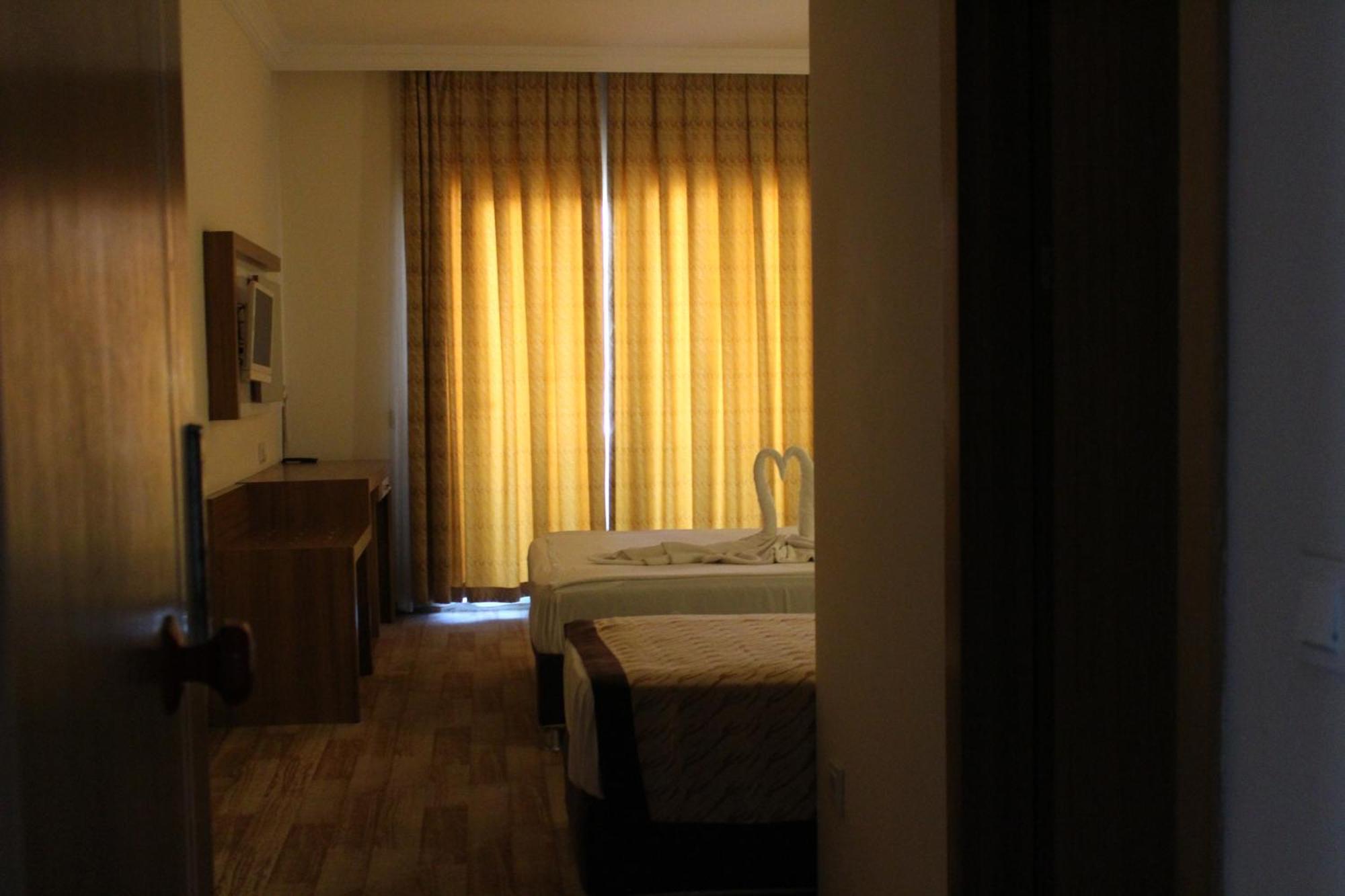 Hotel apartamentowy Mitos