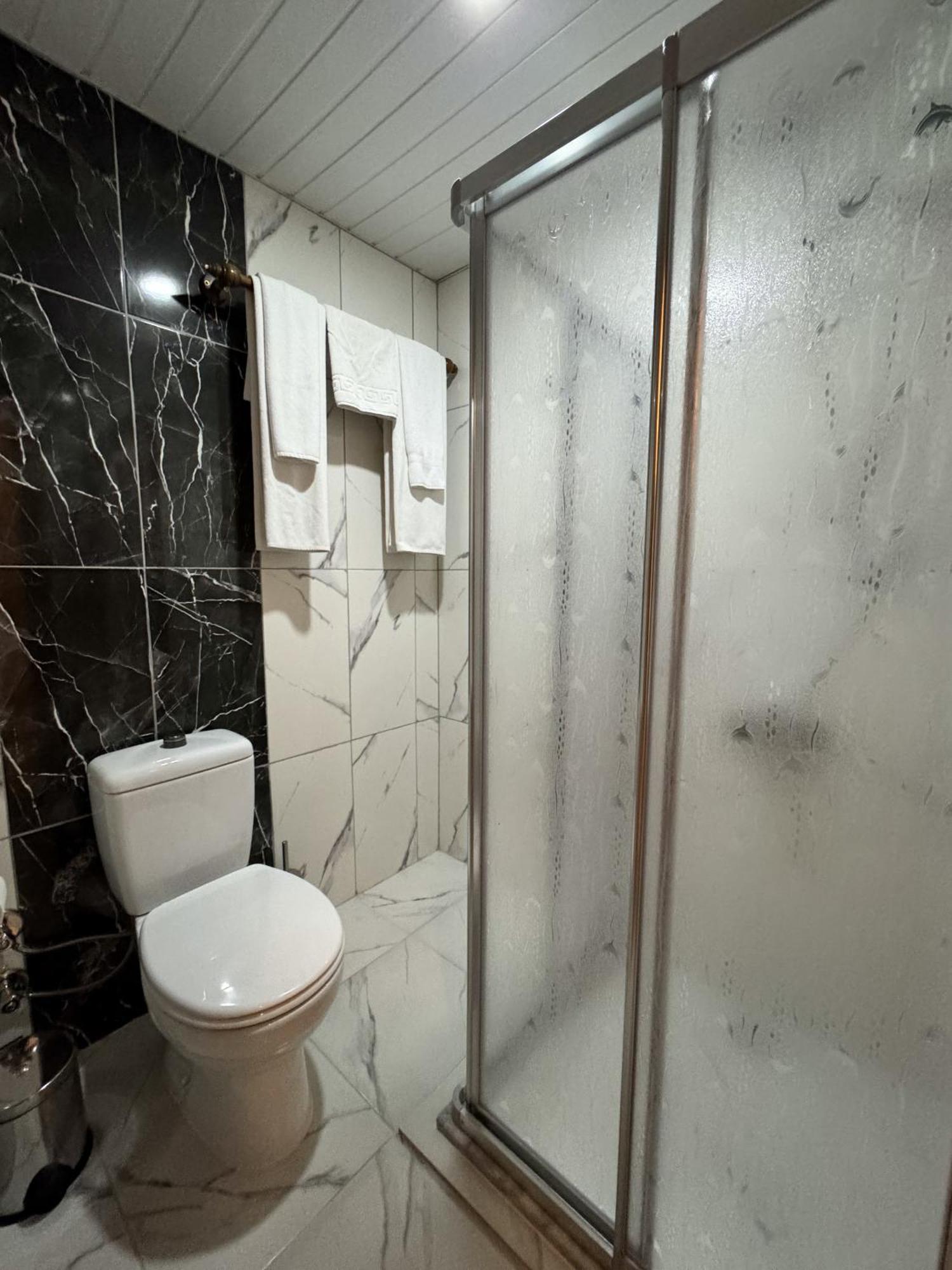 Hotel apartamentowy Mitos *